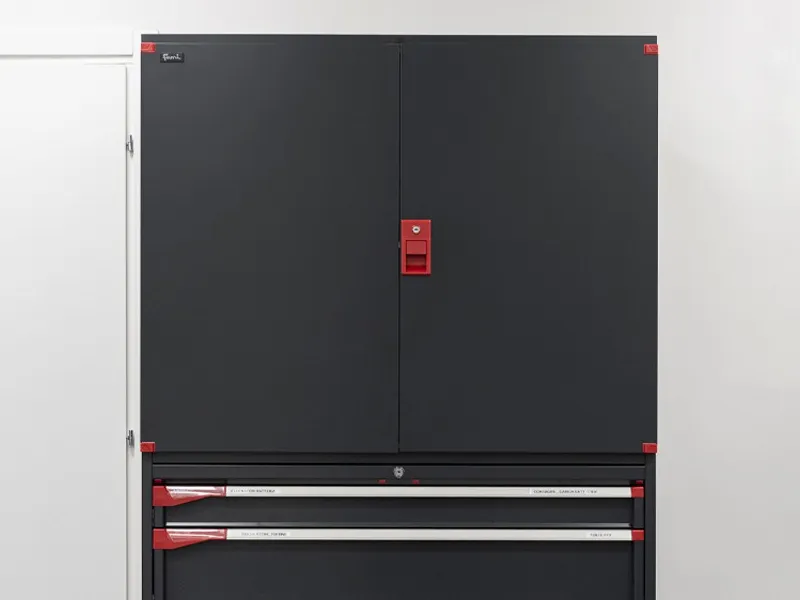 Armadio ante battenti Fami Master 7 cassetti e 3 piani regolabili grigio, 714x573x2000mm
