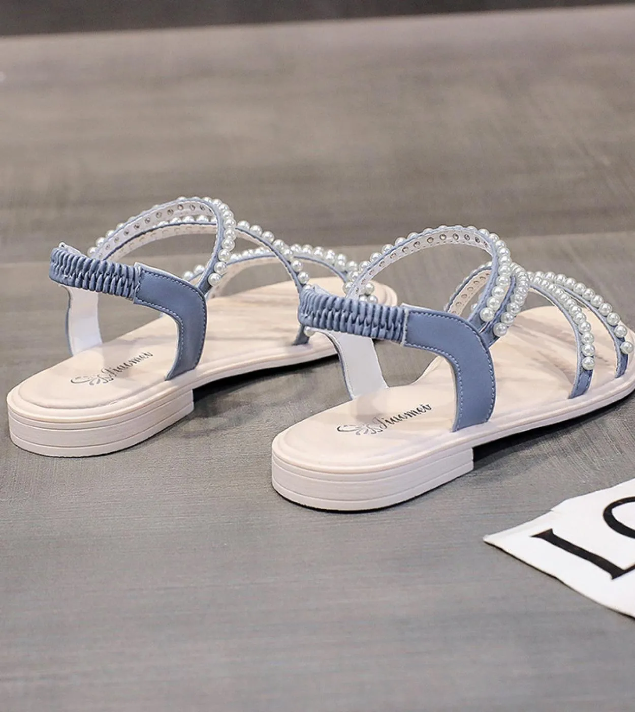 Sandali Peep Toe Donna Estate 2022 New String Bead Shoes Lady Sandal Woman Scarpe da spiaggia traspiranti In offerta Spedizione